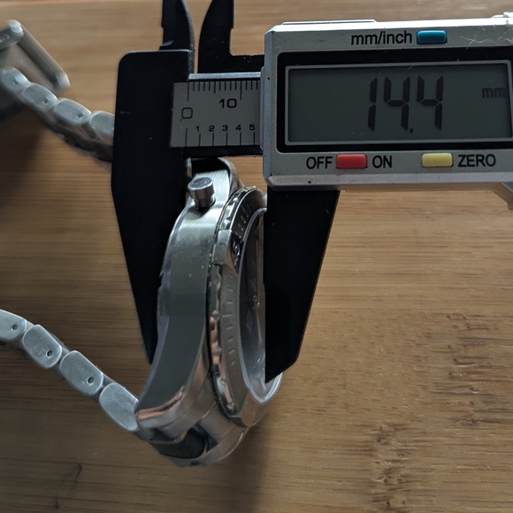 ESQ Aerodyne Black and Silver Men's Watch - Picture 12 of 12